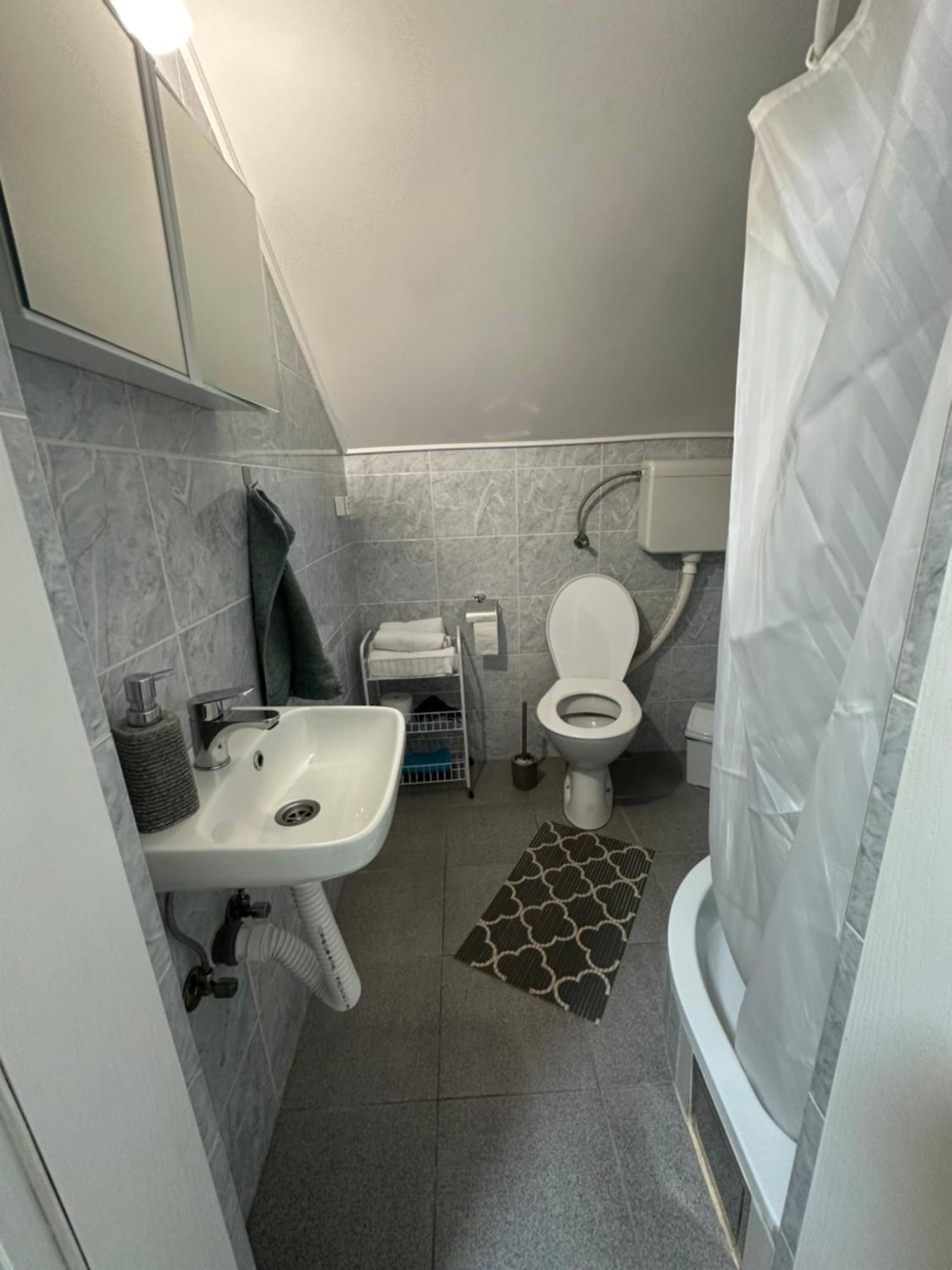 Sobe Tanja Apartment Subotica Ngoại thất bức ảnh